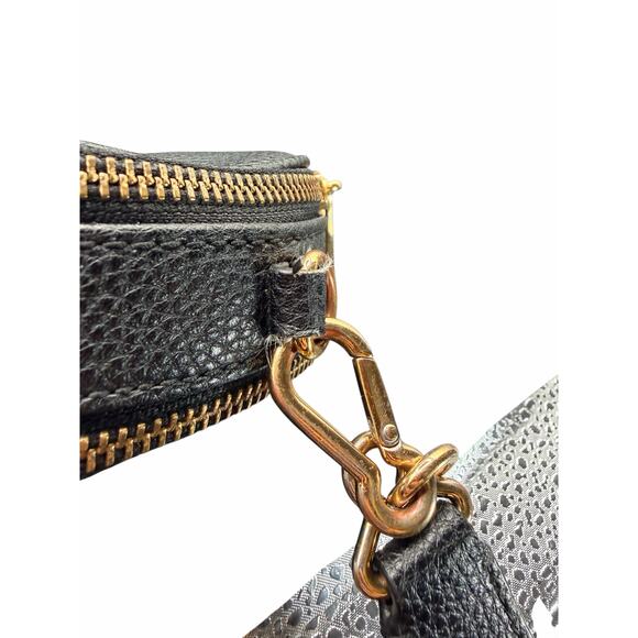 Marc Jacobs Black Pebbled Leather Round Crossbody Bag - Picture 8 of 12